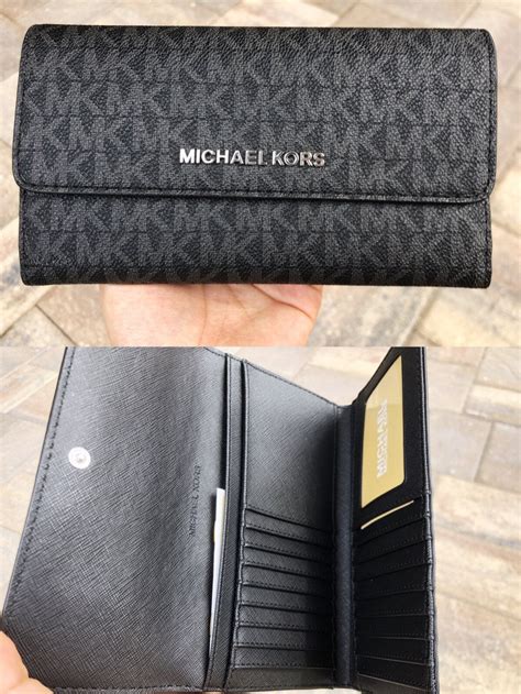 Michael Kors Wallet on sale